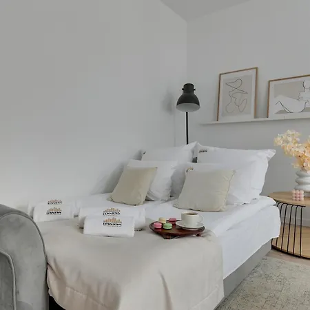 Chrobrego - 100m Od Plazy By Downtown Apartment